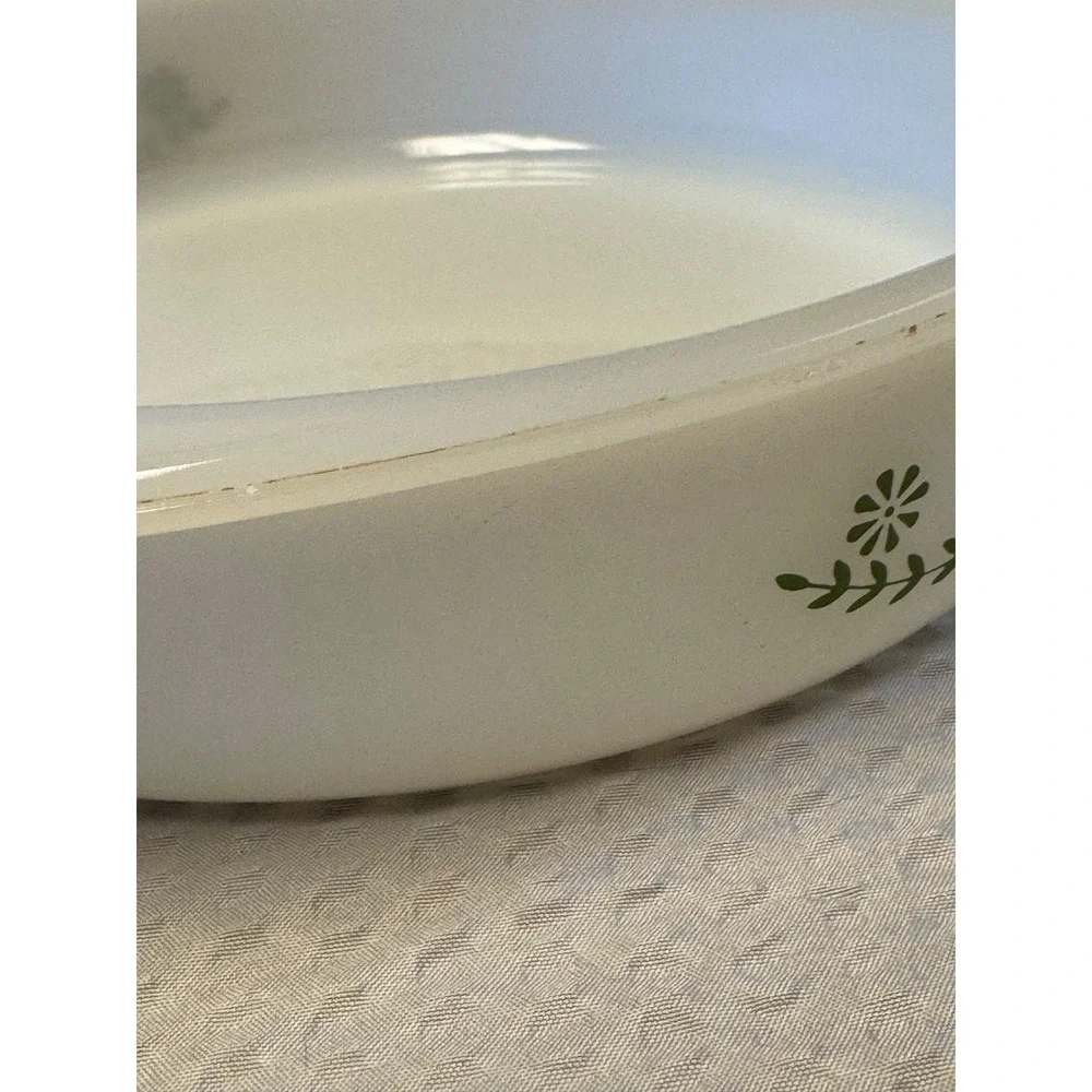Vintage Glasbake Green Daisy Round 8